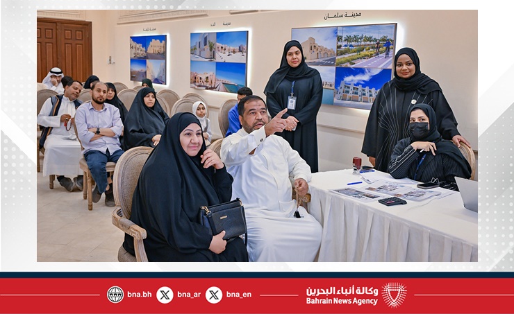 تنفيذا لتوجيهات جلالة الملك المعظم وأمر سمو ولي العهد رئيس مجلس الوزراء..وزارة الإسكان والتخطيط العمراني تواصل إجراءات السحب على وحدات المرحلة الثانية من مشروع مدينة سترة الإسكاني