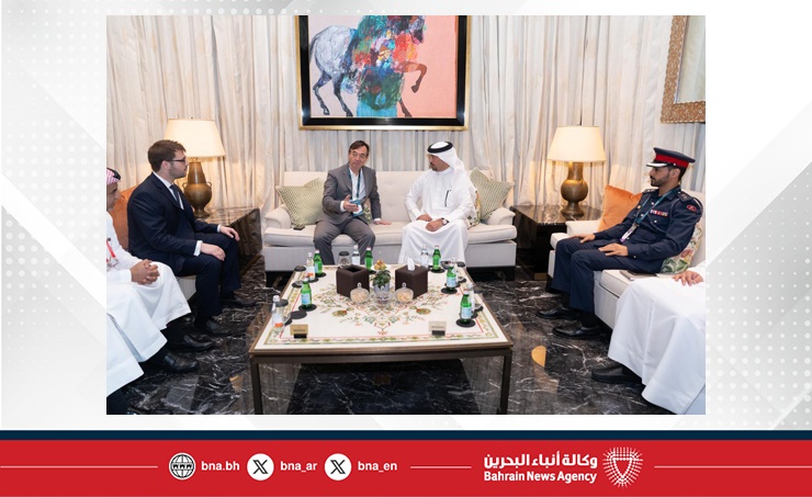 رئيس شؤون الجمارك يلتقي ممثلي الشركات والمؤسسات العالمية على هامش منتدى بوابة الخليج 2025