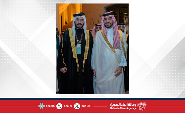 سموه حيا الوفد البحريني بطابور العرض.. خالد بن حمد يشهد حفل افتتاح دورة ألعاب التضامن الإسلامي