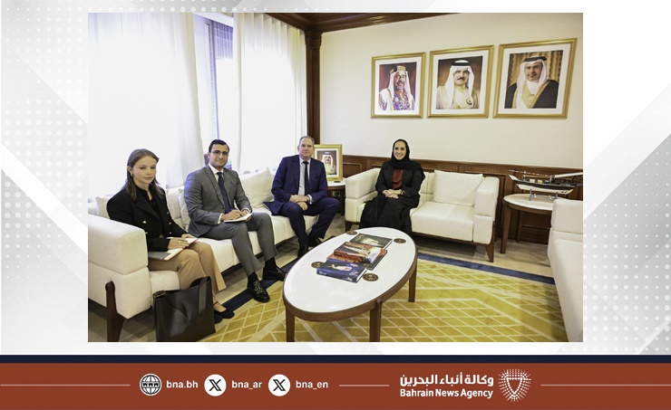 وزيرة الإسكان والتخطيط العمراني تستقبل سفير الجمهورية الإيطالية لدى مملكة البحرين