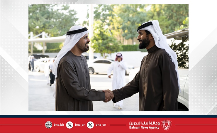 ناصر بن حمد ينقل تحيات وتقدير جلالة الملك المعظم إلى رئيس دولة الإمارات العربية المتحدة الشقيقة