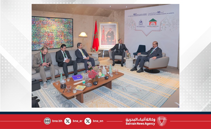 نائب وزير الداخلية يلتقي المدير العام للأمن الوطني بالمملكة المغربية