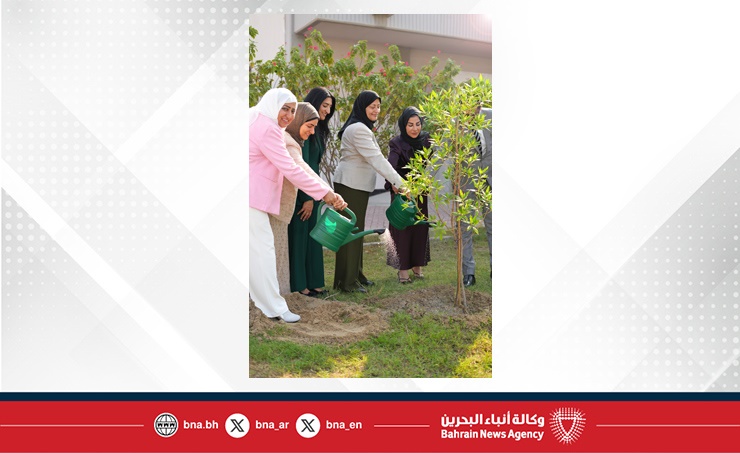 المستشفيات الحكومية تشارك في أسبوع الشجرة بمجمع السلمانية تأكيدا على التزامها بالاستدامة