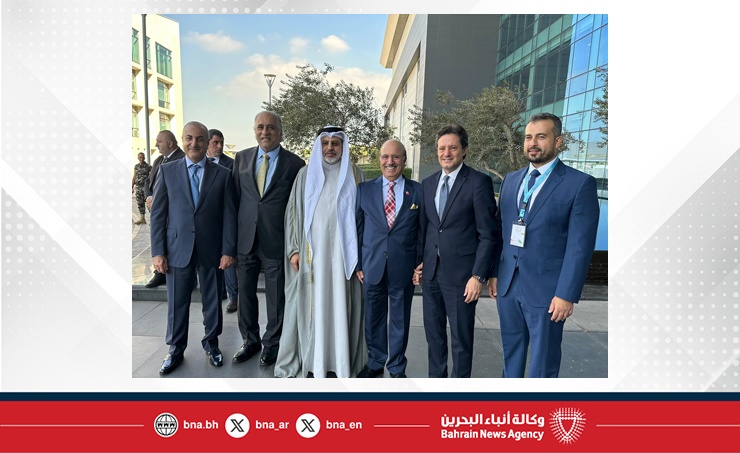 سفير مملكة البحرين لدى الجمهورية اللبنانية والمقيم في دمشق يشارك في أعمال الدورة الحادية والعشرين لملتقى الإعلام العربي في بيروت سفير مملكة البحرين لدى الجمهورية اللبنانية والمقيم في دمشق يشارك في أعمال الدورة الحادية والعشرين لملتقى الإعلام العربي في بيروت