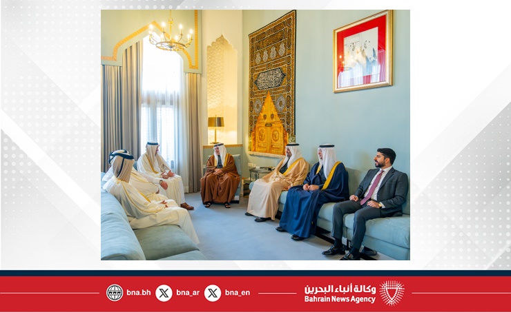 سمو ولي العهد رئيس مجلس الوزراء يستقبل سفير دولة قطر لدى مملكة البحرين بمناسبة تعيينه سفيرا لبلاده لدى المملكة