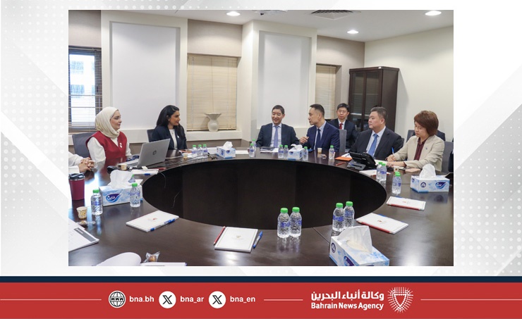 وكيل وزارة الإسكان والتخطيط العمراني تبحث مستجدات تنفيذ مشروع مدينة سترة الإسكانية مع شركة (CMEC) الصينية وبنك سيتيك الصيني