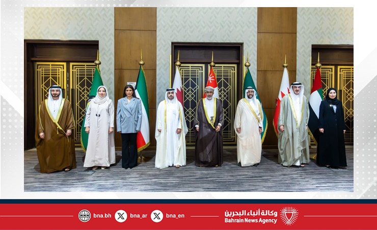 الرئيس التنفيذي لهيئة المعلومات والحكومة الإلكترونية يُشارك في أعمال الاجتماع الثاني عشر للجنة الدائمة لشؤون العمل الإحصائي بسلطنة عمان
