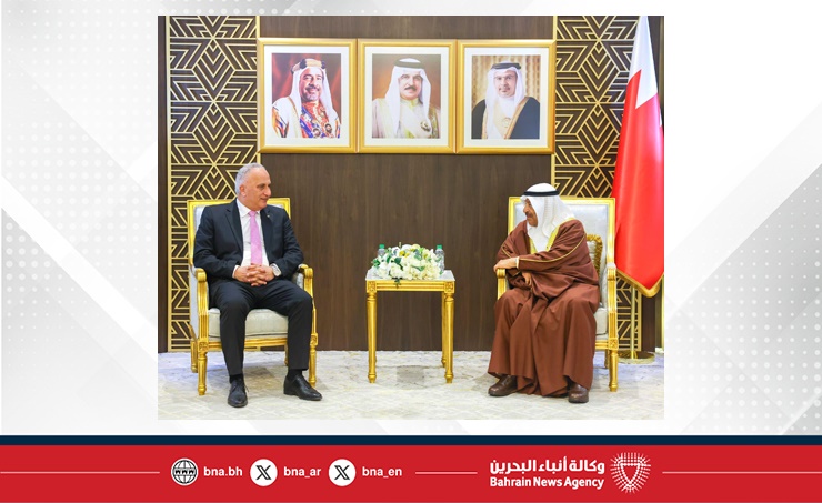 Shura Council Chairman receives Palestinian Ambassador