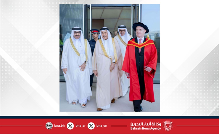 نيابة عن سمو ولي العهد رئيس مجلس الوزراء.. الشيخ خالد بن عبد الله يحضر حفل تخريج طلبة "بوليتكنيك البحرين".. ويؤكد: الاستثمار في التعليم هو استثمار في مستقبل يقوم على الإبداع والتميز ويرتبط ارتباطًا وثيقًا باحتياجات التنمية