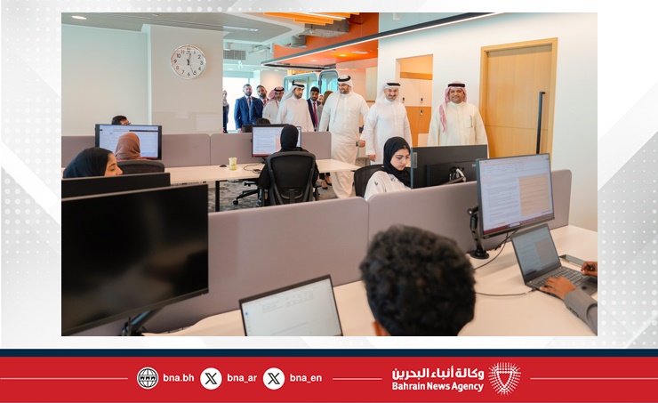 وزير الصناعة والتجارة يزور شركة بي دبليو سي الشرق الأوسط في مملكة البحرين