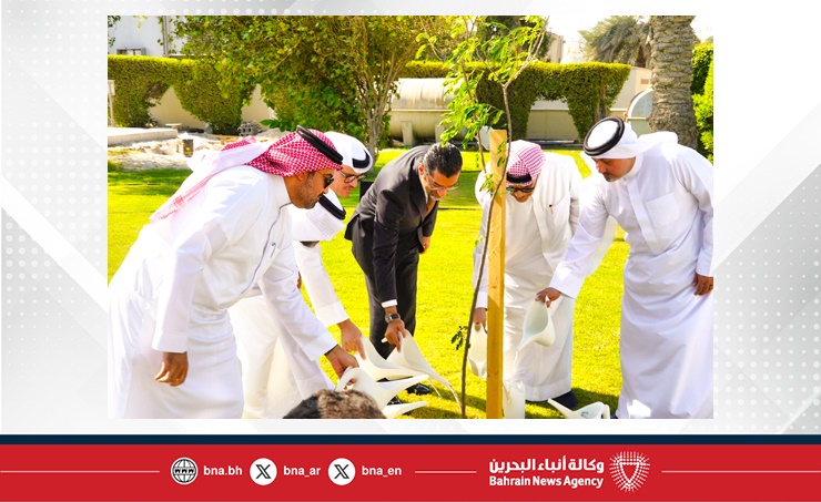 بحضور وزير شؤون البلديات والزراعة.. بلدية المحرق تبرم اتفاقية شراكة مع شركة فولاذ القابضة لإدارة وتشغيل حديقة المحرق الكبرى