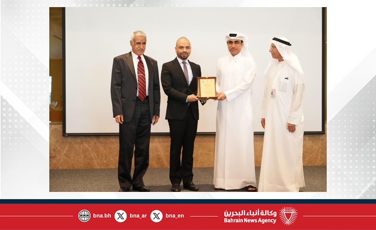 وزير التنمية الاجتماعية يشارك في ورشة عمل تحديث وتفعيل الميثاق الأخلاقي الخليجي الموحد لممارسي المهن الاجتماعية وزير التنمية الاجتماعية يشارك في ورشة عمل تحديث وتفعيل الميثاق الأخلاقي الخليجي الموحد لممارسي المهن الاجتماعية