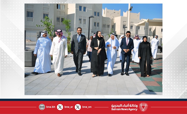 تضم ملاعب متعددة الأنشطة ومساحات خضراء واسعة.. افتتاح حديقتين في مدينة سترة الإسكانية تضم ملاعب متعددة الأنشطة ومساحات خضراء واسعة.. افتتاح حديقتين في مدينة سترة الإسكانية