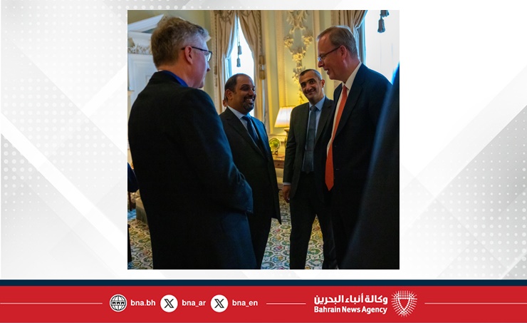 في إطار الزيارة الرسمية لسمو ولي العهد رئيس مجلس الوزراء إلى المملكة المتحدة.. وزير المالية والاقتصاد الوطني يلتقي عمدة الحي المالي لمدينة لندن