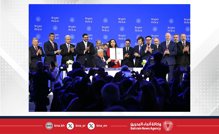 بتكليف من جلالة الملك المعظم ومشاركة الرئيس الأمريكي.. سمو وزير ديوان رئيس مجلس الوزراء يوقع على ميثاق مجلس السلام إيذانا بتفعيله كمنظمة دولية رسمية