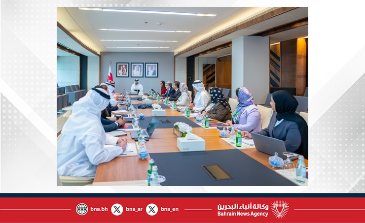 لدى ترؤس سموه اجتماع مجلس إدارة "تمكين".. سمو الشيخ عيسى بن سلمان بن حمد يوجّه بتطوير إستراتيجية عمل الصندوق للخمس سنوات القادمة بما يسهم في تطوير الكوادر الوطنية ليكونوا الخيار الأول والأفضل في سوق العمل