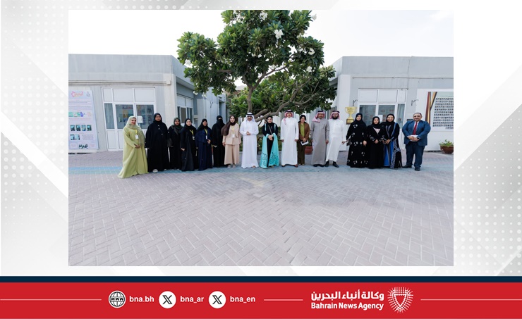 وزير التربية والتعليم يزور مدارس أبوصيبع الابتدائية للبنين والشيخ عبدالعزيز بن محمد الثانوية للبنين والحد الثانوية للبنات وزير التربية والتعليم يزور مدارس أبوصيبع الابتدائية للبنين والشيخ عبدالعزيز بن محمد الثانوية للبنين والحد الثانوية للبنات