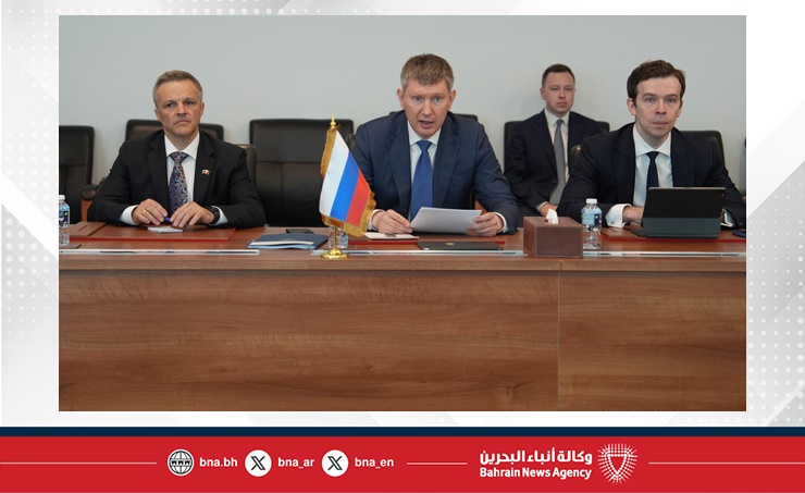 وزير الصناعة والتجارة يجتمع بوزير التنمية الاقتصادية في روسيا الاتحادية
