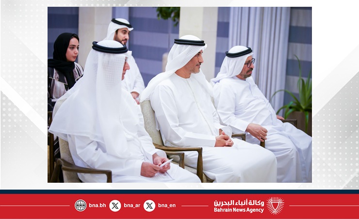 نائب رئيس الوزراء وزير الخارجية بدولة الإمارات يستقبل وزير الخارجية
