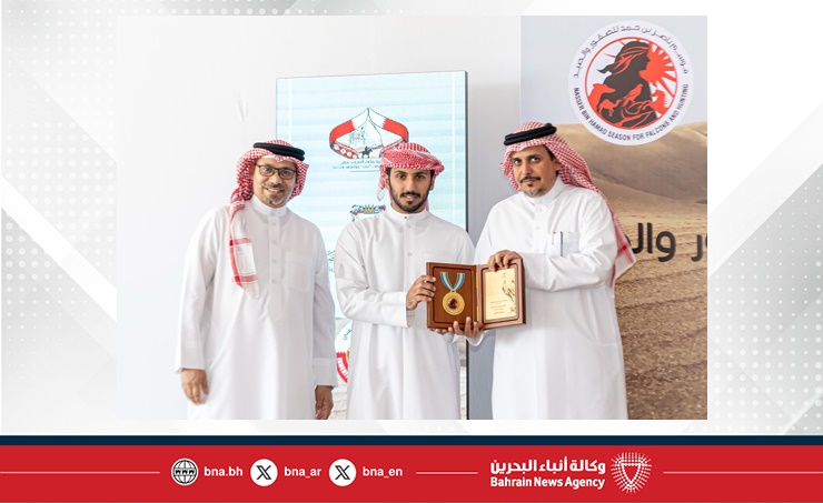 200 صقار في انطلاق البطولة التنشيطية ضمن موسم ناصر بن حمد للصقور والصيد