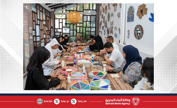 وزيرة شؤون الشباب تلتقي فنانين تشكيليين شباب ضمن مبادرة حديث لمناقشة تطلعاتهم ومشاريعهم الفنية