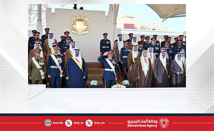 في احتفال وزارة الداخلية بمناسبة يوم شرطة البحرين... وزير الداخلية: هذه الوزارة السيادية يستقيم أمرها بالولاء والإخلاص ويمس سمعتها ما هو عكس ذلك ولم ولن أسمح إلا بما يرفع شأنها ويصون مكانتها