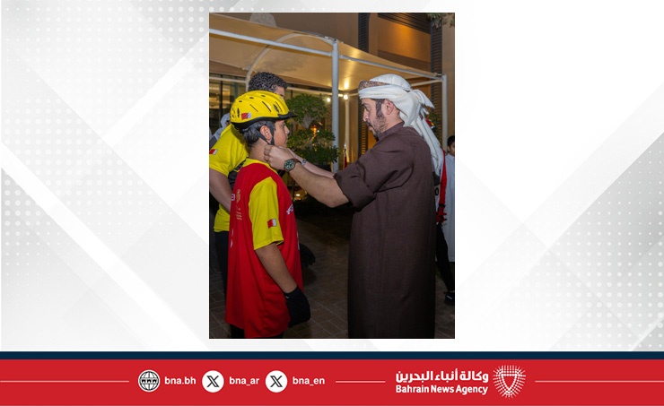 بمشاركة أنجال سموه وعبدالله بن خالد بن حمد..ناصر بن حمد يشارك في السباق التأهيلي الدولي للقدرة