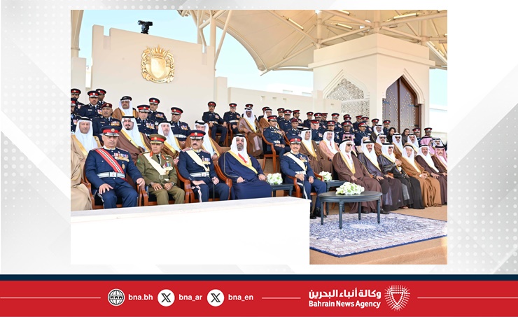 في احتفال وزارة الداخلية بمناسبة يوم شرطة البحرين... وزير الداخلية: هذه الوزارة السيادية يستقيم أمرها بالولاء والإخلاص ويمس سمعتها ما هو عكس ذلك ولم ولن أسمح إلا بما يرفع شأنها ويصون مكانتها