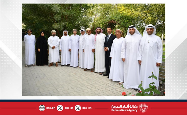 على هامش معرض البحرين الدولي (مراعي 2025).. وزير شؤون البلديات والزراعة ووزير الثروة الزراعية العماني ووفود خليجية يزورون مشروع زراعة أشجار القرم في (جيبك) وشركة مزارع الجزيرة