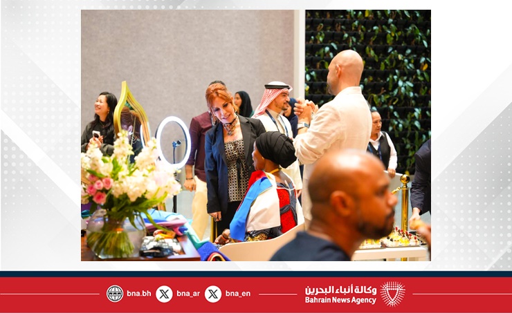 (دانات) يعزز حضوره العالمي بإطلاق صالة مشتركة مع (ذا بيستر كولكشن) في معرض الجواهر العربية 2025