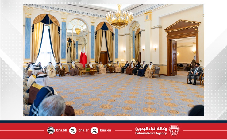 سمو ولي العهد رئيس مجلس الوزراء: روح الفريق الواحد التي تسود العمل الوطني تشكل الدافع لتحقيق المنجزات التنموية سمو ولي العهد رئيس مجلس الوزراء: روح الفريق الواحد التي تسود العمل الوطني تشكل الدافع لتحقيق المنجزات التنموية