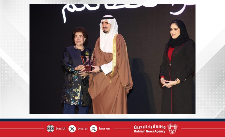 بحضور أكثر من 300 قيادية ورائدة أعمال... محافظ العاصمة يشهد افتتاح ملتقى (هي البحرين) احتفاء بيوم المرأة