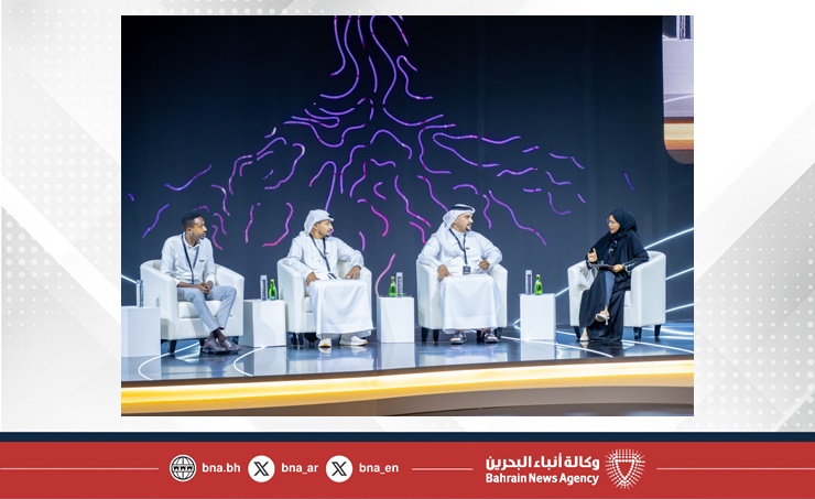 وزير الإعلام يحضر فعاليات النسخة الأولى من مؤتمر جذور: الذكاء الاصطناعي والجيل الجديدبمشاركة نخبة من القيادات البحرينية والإماراتية