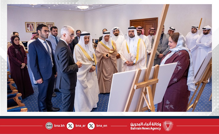 التقى وزير الأشغال وفريق مشروع تقاطع الجسرة من مهندسي الوزارة.. نائب رئيس مجلس الوزراء: إنجازات الطرق نتاج سواعد تبني وأياد تطور ضمن فريق البحرين لتوفير بنية تحتية مستدامة