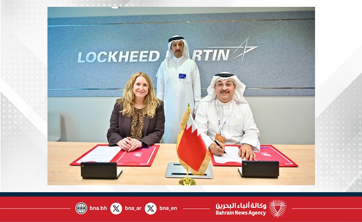 وزير المواصلات والاتصالات يشارك في معرض دبي للطيران 2025