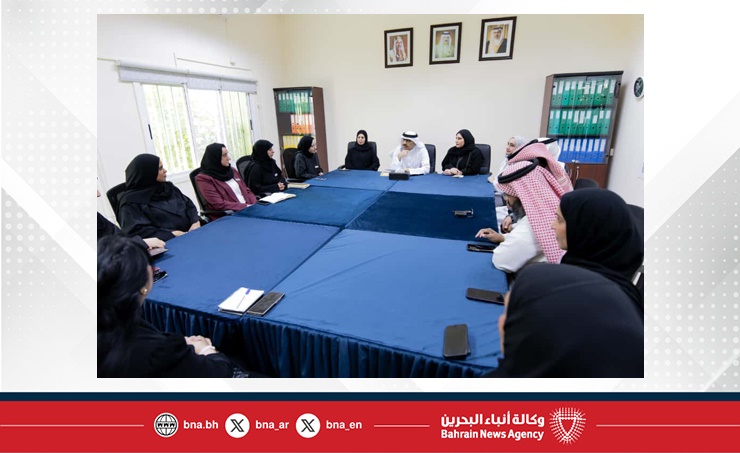 ضمن زيارات لتفقد سير العملية التعليمية.. وزير التربية والتعليم يزور مدارس سترة الثانوية للبنات والمنامة الثانوية للبنات وعراد الابتدائية للبنين