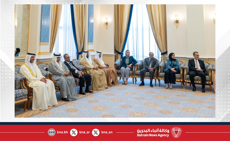 سمو ولي العهد رئيس مجلس الوزراء: العمل المشترك بين السلطتين التنفيذية والتشريعية يعكس ما يتمتع به أعضاء فريق البحرين من روح وطنية عالية ومسؤولية لتحقيق كل ما فيه خير للوطن وكافة أبنائه