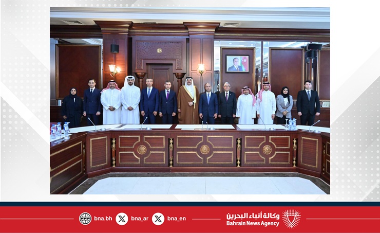 الأمين العام لمجلس النواب يبحث مع نظيره الأذربيجاني تعميق التعاون في مجالات الذكاء الاصطناعي والاستدامة البيئية