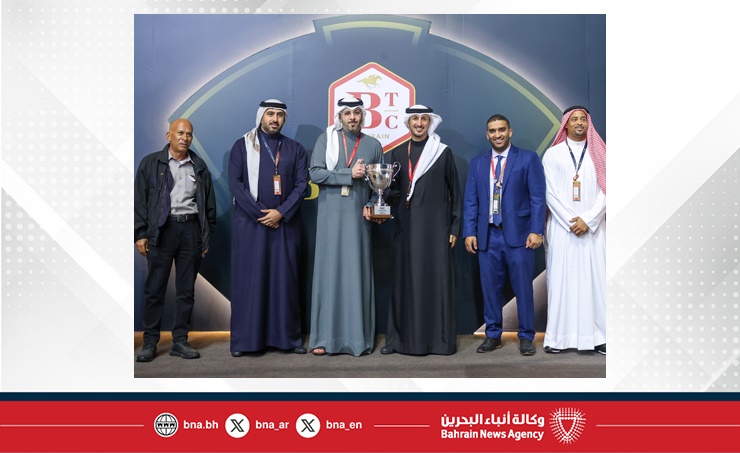 سمو الشيخ فيصل بن راشد يشهد السباق الثالث عشر للخيل