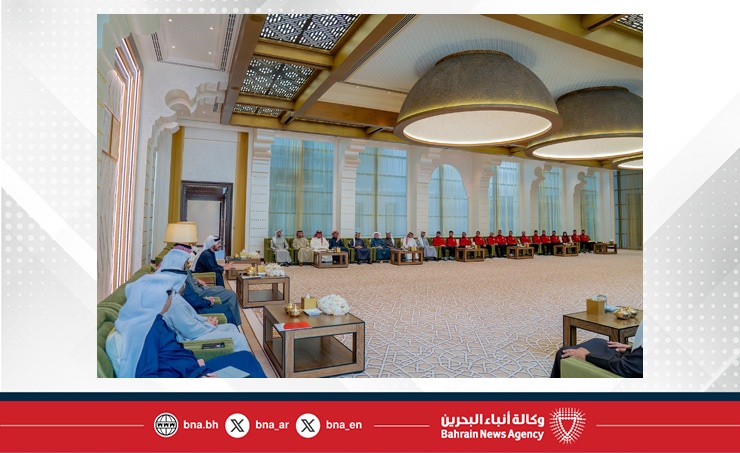 سموه أكد حرصه على دعم الاتحاد.. خالد بن حمد يستقبل مجلس إدارة اتحاد الكرة ويشيد بجهودهم