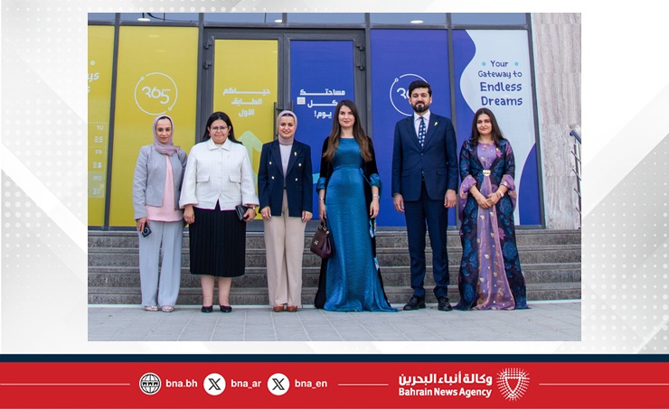 وزيرة شؤون الشباب تبحث التعاون المشترك مع مدير البرامج والشراكات بمؤسسة كردستان