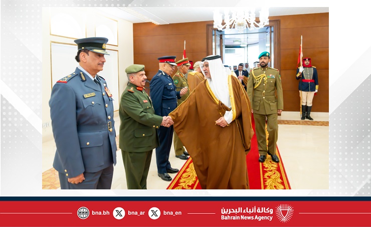 سمو ولي العهد رئيس مجلس الوزراء يعود إلى أرض الوطن قادما من سلطنة عمان بعد زيارة أخوية