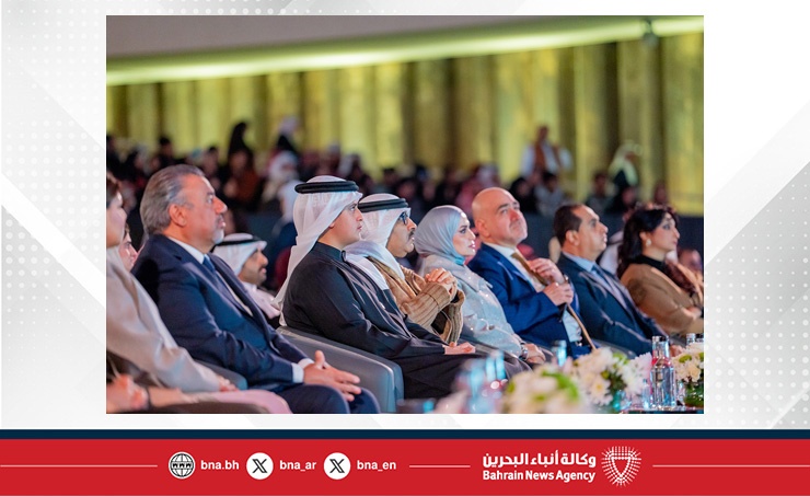 تحت رعاية سمو الشيخ خالد بن حمد آل خليفة.. جامعة البحرين للتكنولوجيا تحتفل بتخريج الفوج الحادي والعشرين في حفل مهيب