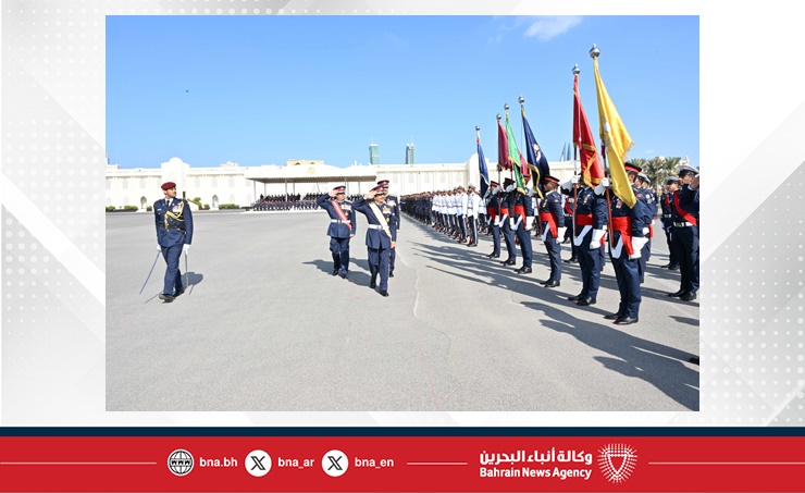 في احتفال وزارة الداخلية بمناسبة يوم شرطة البحرين... وزير الداخلية: هذه الوزارة السيادية يستقيم أمرها بالولاء والإخلاص ويمس سمعتها ما هو عكس ذلك ولم ولن أسمح إلا بما يرفع شأنها ويصون مكانتها