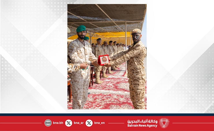 سمو الشيخ ناصر بن حمد آل خليفة يشهد الاحتفال بذكرى مرور خمسين عاما على تأسيس القوة الخاصة الملكية وتخريج دورة الصاعقة المشتركة 52