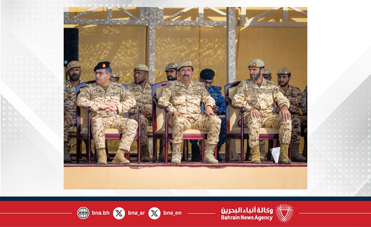 سمو الشيخ ناصر بن حمد آل خليفة يشهد الاحتفال بذكرى مرور خمسين عاما على تأسيس القوة الخاصة الملكية وتخريج دورة الصاعقة المشتركة 52