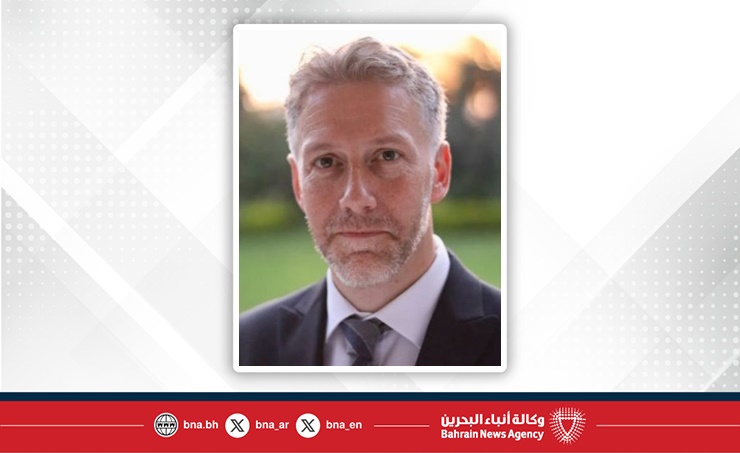منوهًا ببسالة المؤسسات العسكرية والأمنية.. سفير المملكة المتحدة لدى مملكة البحرين يشيد برؤية جلالة الملك المعظم وسمو ولي العهد رئيس مجلس الوزراء في بناء منظومة متكاملة تعزز أمن المملكة وتحفظ سلامة الجميع