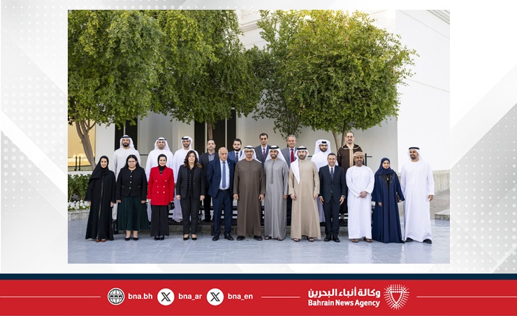 البحرين – ضمن القمة العالمية للحكومات 2026.. رئيس الدولة يستقبل وفد المشاركين في اللقاء العربي للقيادات الشابة