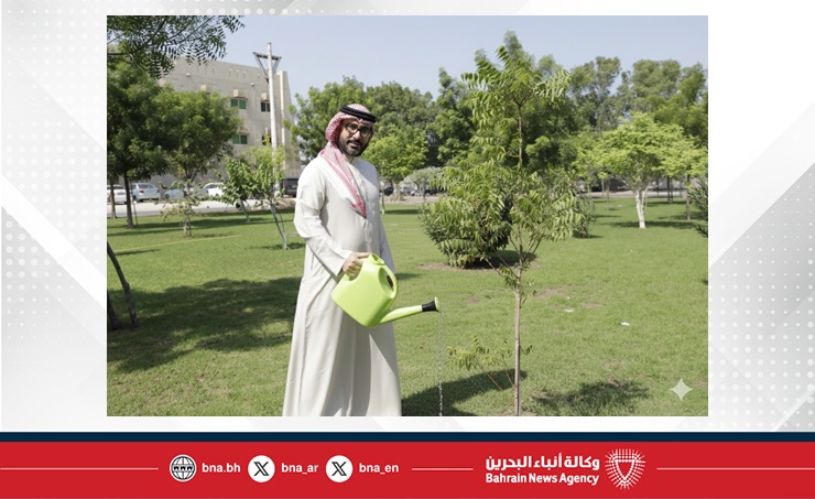 الأمين العام للمجلس الأعلى للشباب والرياضة يشارك في فعاليات "أسبوع الشجرة"