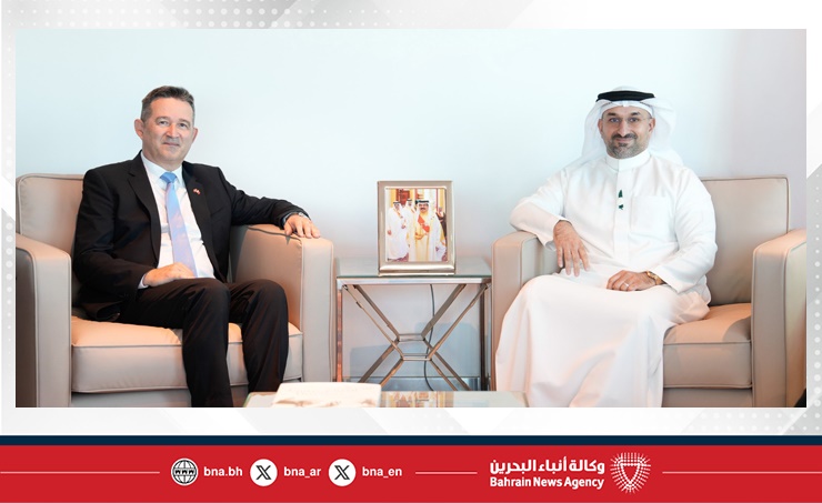 Industry Minister receives Swiss Ambassador
